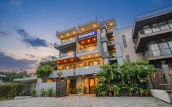 FabHotel Comfort Residency Artemis