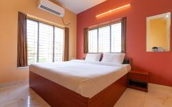 FabHotel Amar Raj Inn - Nr. Newtown Bus Stand