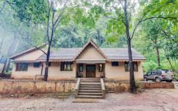 Old Magazine House - Jungle Lodges