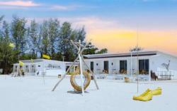 The Toy Beach Resort Rayong
