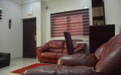 Quiet 2-Bedroom apartment unit in VGC