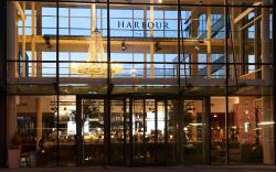 Guildford Harbour Hotel