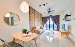 D'Phoebe by Nest Home [Infinity Pool | KL Skyline]