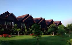 Cliff View Riverside Resort