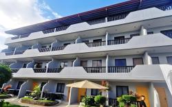 Mayfair Resort