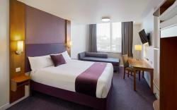 Premier Inn Yeovil Airfield