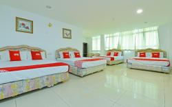 SUPER OYO 90494 Sam Huat Hotel