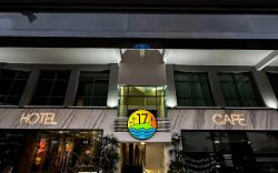 Hotel 17