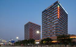 Vienna Hotel Nanchang West Station Guobo Metro Station