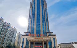 Vienna Hotel Zhengzhou 8th Street Economic Center Plaza Metro Station