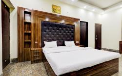 Capital O 84344 Hotel Vills