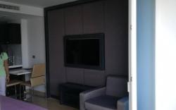 Centara Avenue Residence