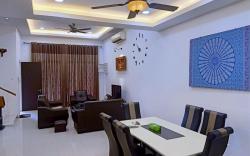 KS 9 Botanic Homestay 16pax 6R3B  Wifi Karaoke