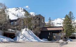 Red Wolf Lodge at Olympic Valley