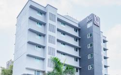 J Hotel and Banquets