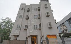 Super Townhouse Hotel All In One Near City Centre Salt Lake