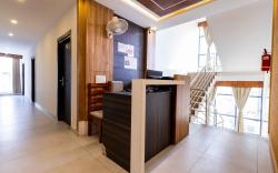 Hotel Abooz