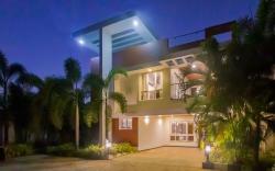 Starry Deck by VEO - Part of StayVista
