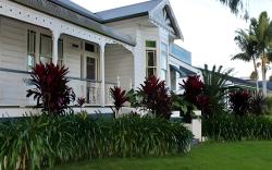 Colonial Court Motor Inn