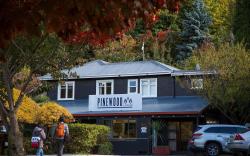 Pinewood Queenstown
