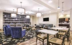 La Quinta Inn & Suites by Wyndham Karnes City - Kenedy