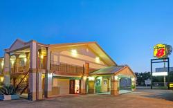 Super 8 By Wyndham La Marque Tx/Texas City Area