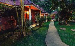 Krathom Khaolak Resort