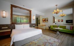 Resorts World Sentosa - Equarius Hotel