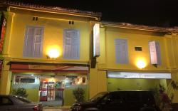 Snooze Inn @ Dunlop Street