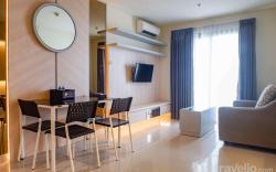 Exclusive and Vibrant 1BR at Praxis By Travelio
