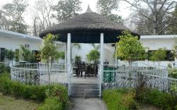 DTR Jungle Hideaways