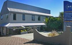 AAA Mana Motel