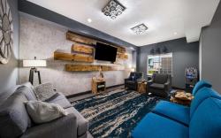 Best Western Plus Lake Dallas Inn and Suites