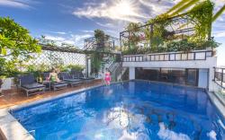 Jade Scene Hotel