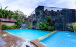 Hotel Mahkota Plengkung