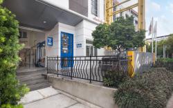 Lee's Mark Residence