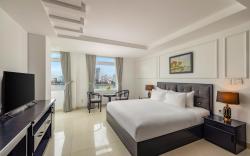 Kay Hotel Danang - Near Dragon Bridge