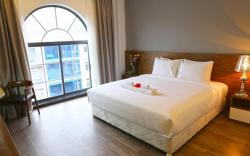 Bizu Royal Hotel