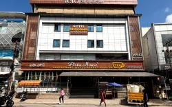 Hotel Delphi Grand Hyderabad - Hi-Tech City, Perfect for Business & Comfort