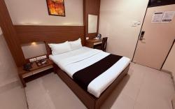 Hotel Alka Residency