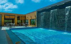 Hoor Park Hotel