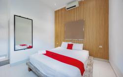 RedDoorz near Ubud Village