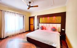 Goroomgo Kavyansh Villa Near Mall Road Bhimtal