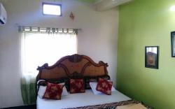 Pushp Guest House