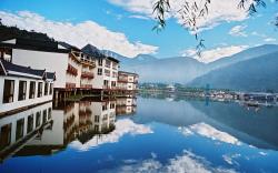 Lakeside Resort Hotel