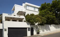 Bayflowers Guest House