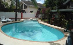 Menchus Pension House