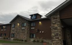 Cobblestone Inn & Suites - Maryville