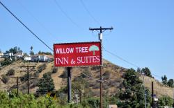Willow Tree Inn & Suites