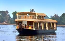 Private Houseboats